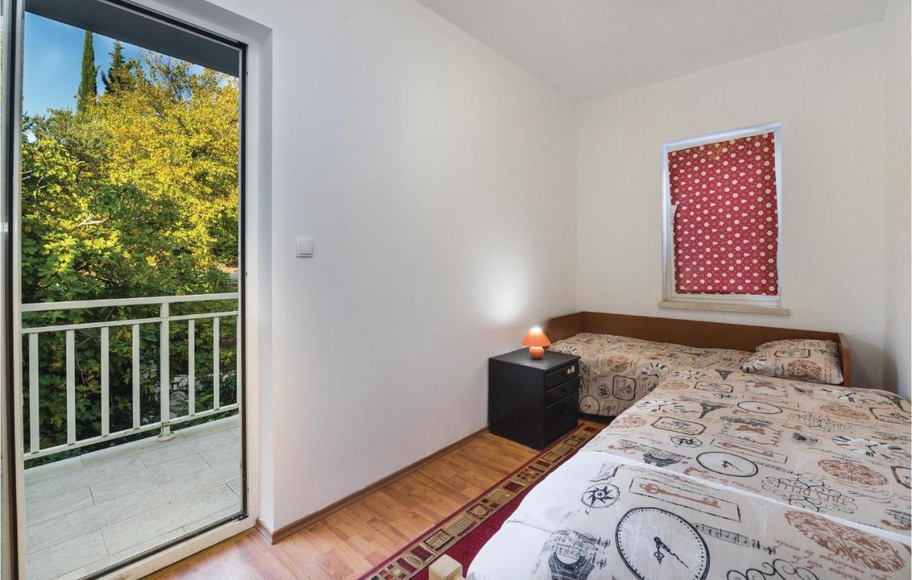 Cozy Apartment In Blace With Wifi Εξωτερικό φωτογραφία